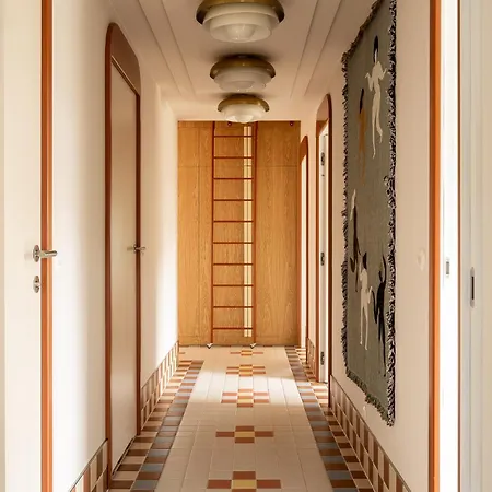 Kalbornia & Pool House By Jwpm