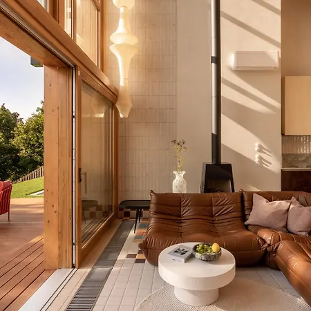 펜션 Kalbornia & Pool House By Jwpm Dąbrówno